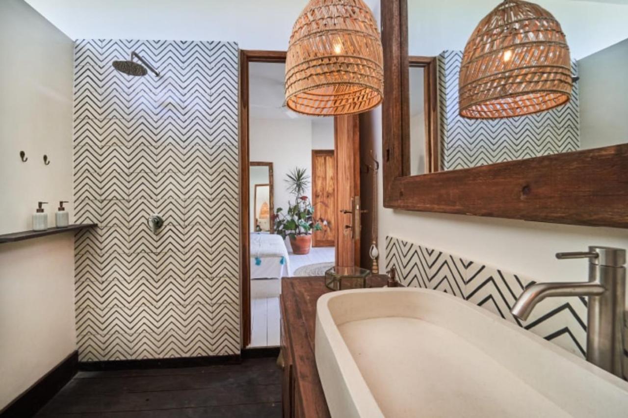 Villa Yogi Surf 3 Canggu Exteriör bild