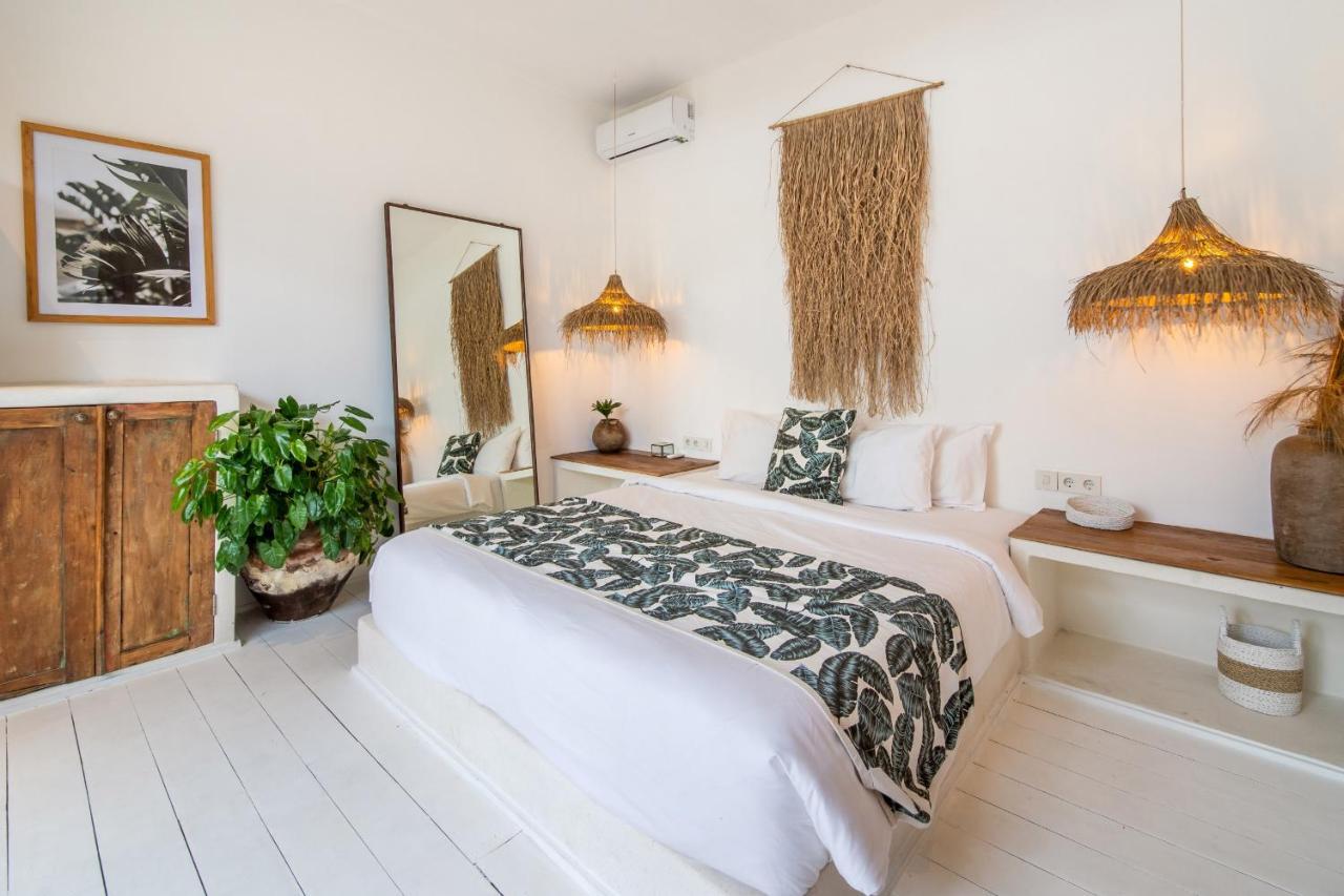 Villa Yogi Surf 3 Canggu Exteriör bild