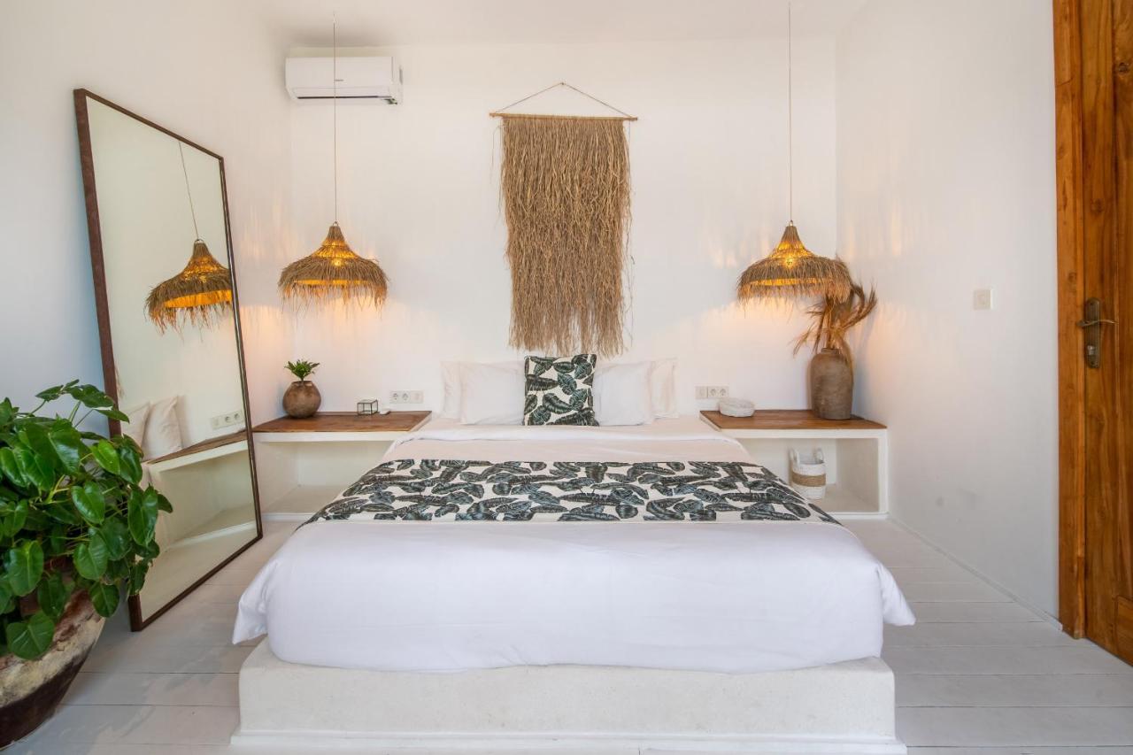 Villa Yogi Surf 3 Canggu Exteriör bild